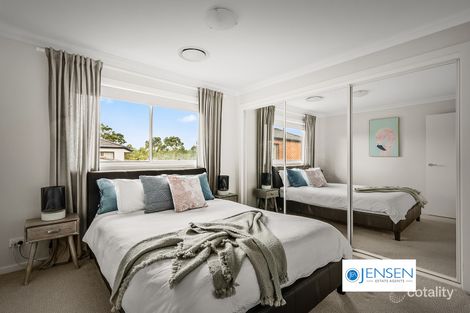 Property photo of 33 Summerland Crescent Colebee NSW 2761