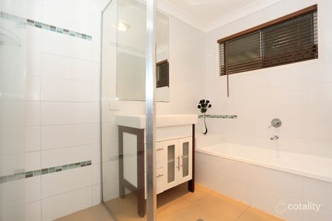 Property photo of 11 Pinebark Avenue Oxenford QLD 4210