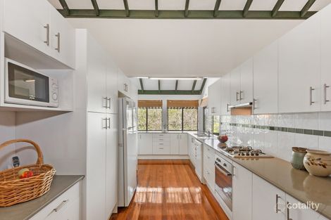 Property photo of 32 Pentlay Street Kenmore QLD 4069