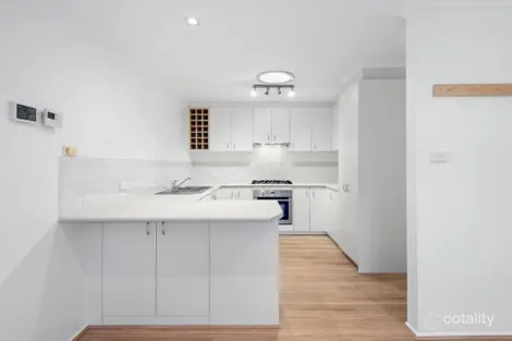 Property photo of 5 Aroona Court Ngunnawal ACT 2913