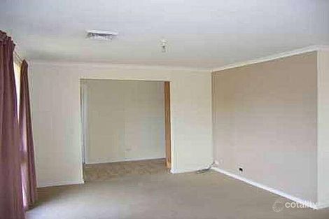 Property photo of 2 Ventnor Place Keilor Downs VIC 3038