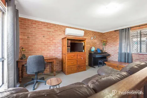 Property photo of 6 Jacob Place Karloo WA 6530