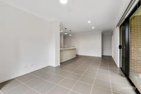 Property photo of 5 Eustelle Drive Loganlea QLD 4131