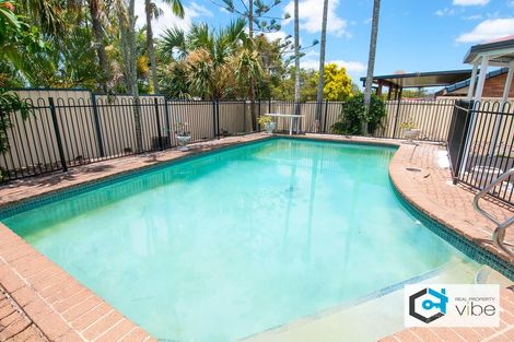 Property photo of 15 Grehan Crescent Mount Warren Park QLD 4207