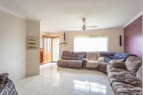 5 Giles Pl, Waikiki, WA 6169