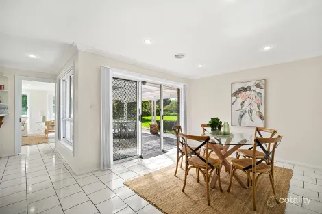 Property photo of 31 Linden Way Bowral NSW 2576