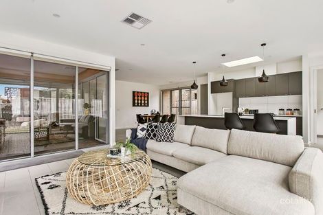 Property photo of 24 Emu Bush Drive Cranbourne West VIC 3977