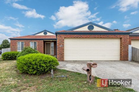 Property photo of 17 Gowrie Place Cranbourne West VIC 3977