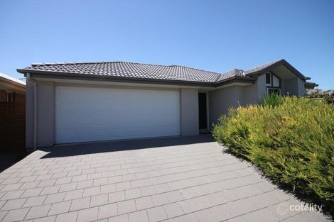 17 Casuarina Ave, Aldinga Beach, SA 5173