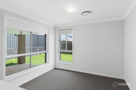 Property photo of 15 Summit Street Stream Hill NSW 2526
