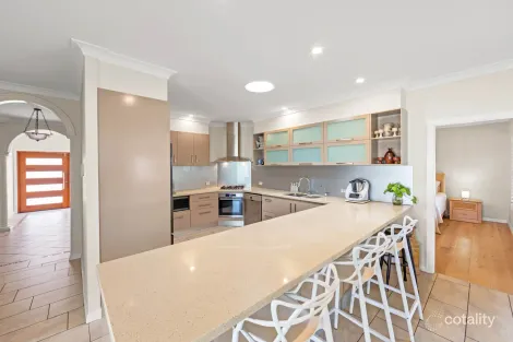 Property photo of 28 Fourteenth Avenue Palm Beach QLD 4221