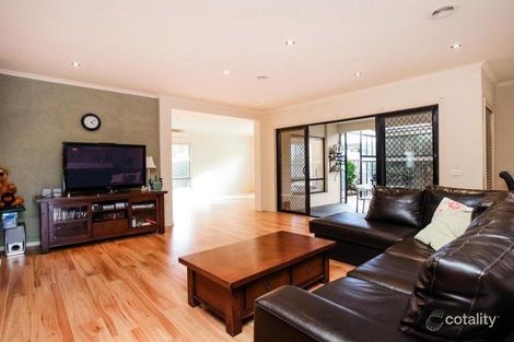 Property photo of 6 Regent Close Burnside Heights VIC 3023