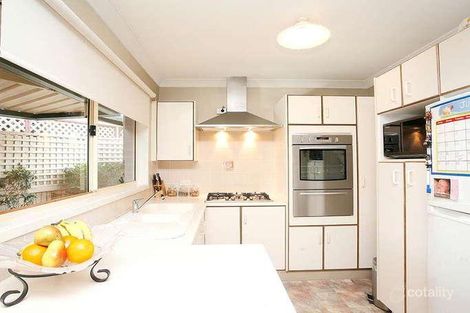 Property photo of 12 Hydrangea Place Macquarie Fields NSW 2564