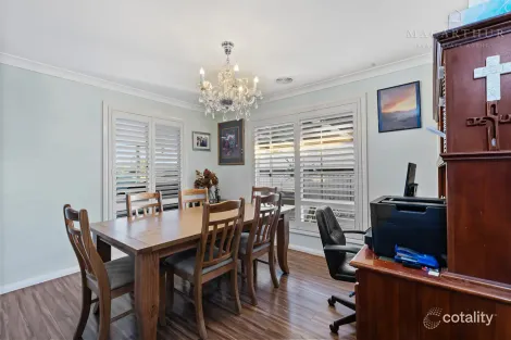 Property photo of 25 Barmedman Avenue Gobbagombalin NSW 2650