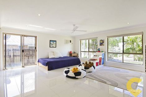 Property photo of 23 Winter Road Kallangur QLD 4503