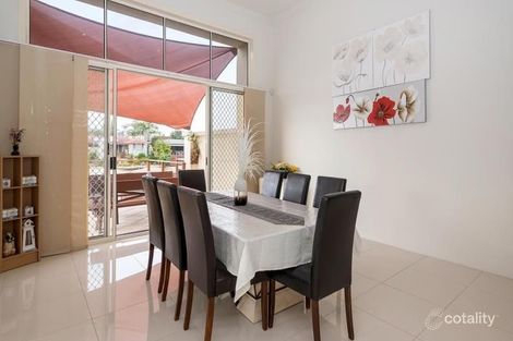 17 Inga Ave, Surfers Paradise, QLD 4217