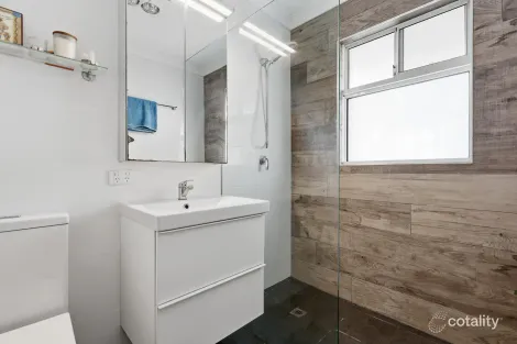 Property photo of 32 Inkpen Way Orelia WA 6167
