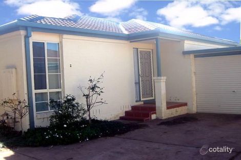 Property photo of 2/1 Daniher Close Berwick VIC 3806