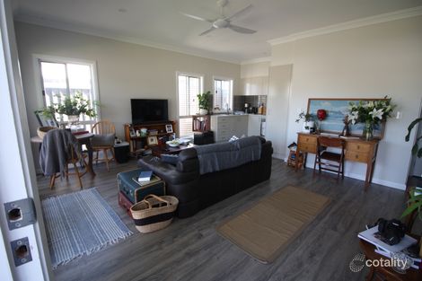 Property photo of 2 Dune Crescent Manyana NSW 2539