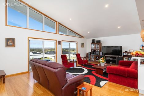 Property photo of 56 Franklin Drive Estella NSW 2650
