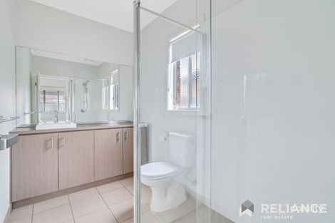 Property photo of 41 Shiraz Crescent Point Cook VIC 3030