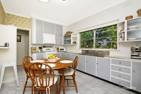 Property photo of 14 Phillip Street East Bendigo VIC 3550