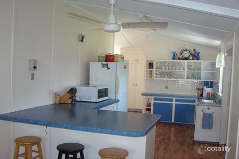 Property photo of 32 Thackeray Street Park Avenue QLD 4701