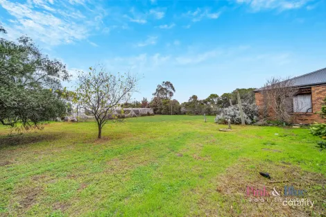 Property photo of 4 Kingston Boulevard Hoppers Crossing VIC 3029