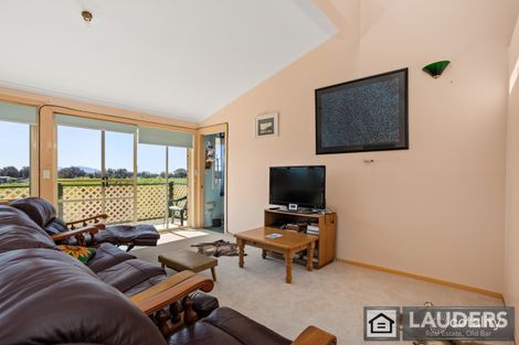 Property photo of 11 Leslies Lane Mitchells Island NSW 2430