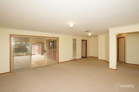 Property photo of 2 Stockton Place Estella NSW 2650