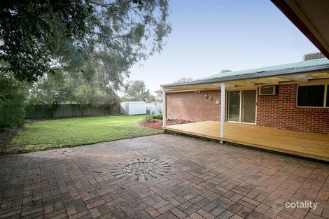Property photo of 2 Stockton Place Estella NSW 2650