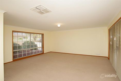 Property photo of 2 Stockton Place Estella NSW 2650