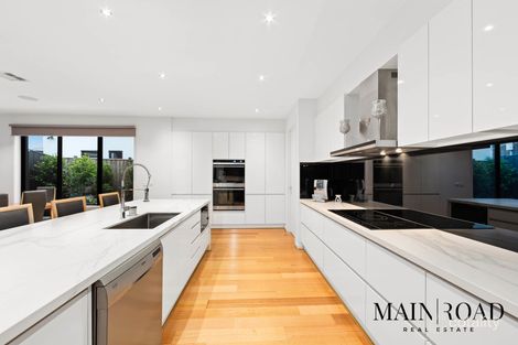 Property photo of 22 Belvedere Crescent Burnside VIC 3023