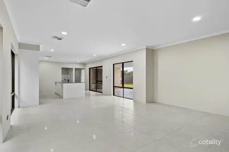 Property photo of 8 Werribee Loop Lakelands WA 6180