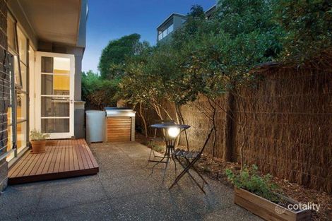 Property photo of 2/13 Wrexham Road Windsor VIC 3181