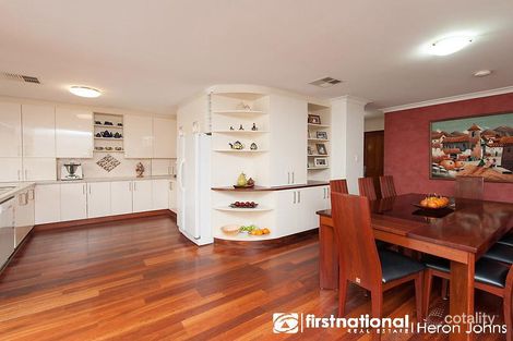 Property photo of 4 Urbahns Crescent Bateman WA 6150
