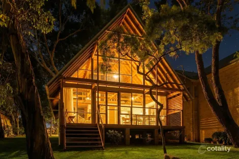 Property photo of 149 Kullaroo Road Summerland Point NSW 2259