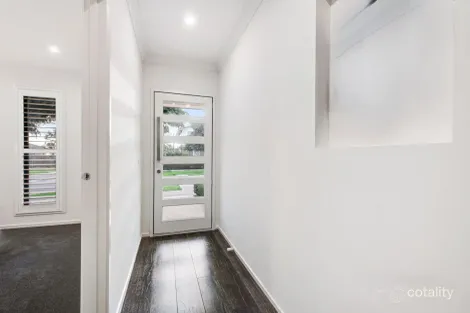 Property photo of 21 Silverwood Drive Greenvale VIC 3059