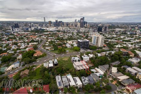Property photo of 1/165 Dornoch Terrace Highgate Hill QLD 4101