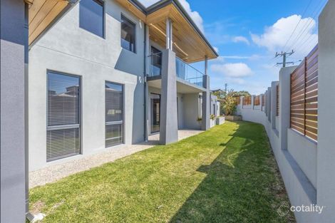 Property photo of 56 Robin Avenue Sorrento WA 6020