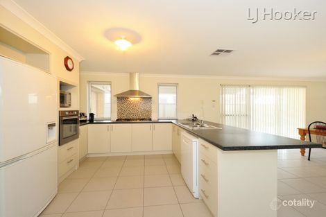 Property photo of 2 Muchea Vista Baldivis WA 6171