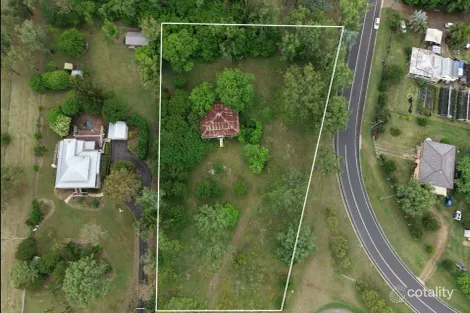 6 South St, Esk, QLD 4312