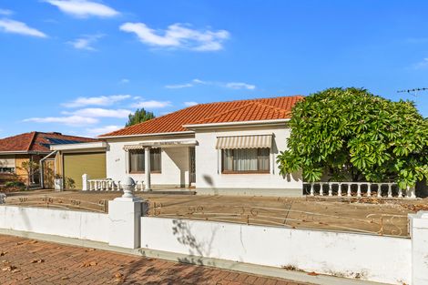Property photo of 305 Sir Donald Bradman Drive Brooklyn Park SA 5032