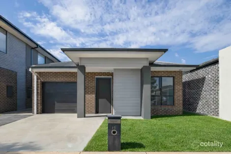 15 YEOMAN ST, MELTON SOUTH, VIC 3338