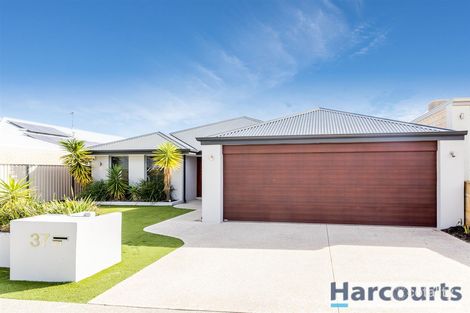 Property photo of 37 Descanso Loop Aubin Grove WA 6164