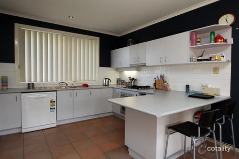 Property photo of 48 Thames Boulevard Werribee VIC 3030