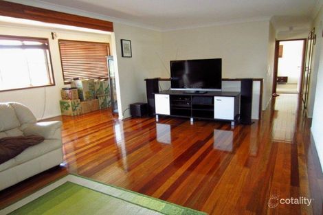 Property photo of 40 Gertrude McLeod Crescent Middle Park QLD 4074