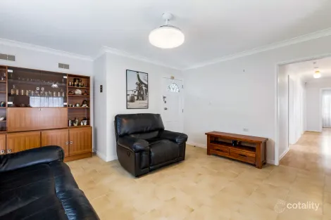 Property photo of 92 Captain Cook Drive Willmot NSW 2770