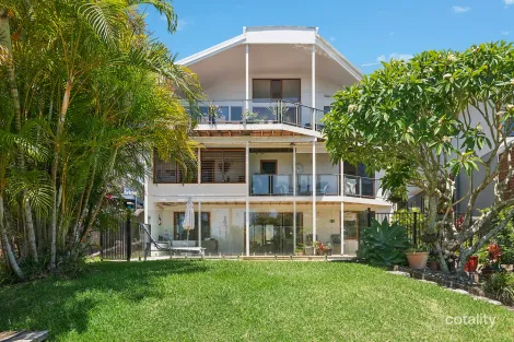 Property photo of 25 Dammerel Crescent Emerald Beach NSW 2456