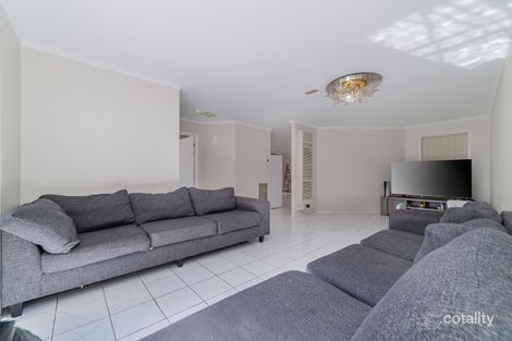 Property photo of 6 Chamney Place Roxburgh Park VIC 3064